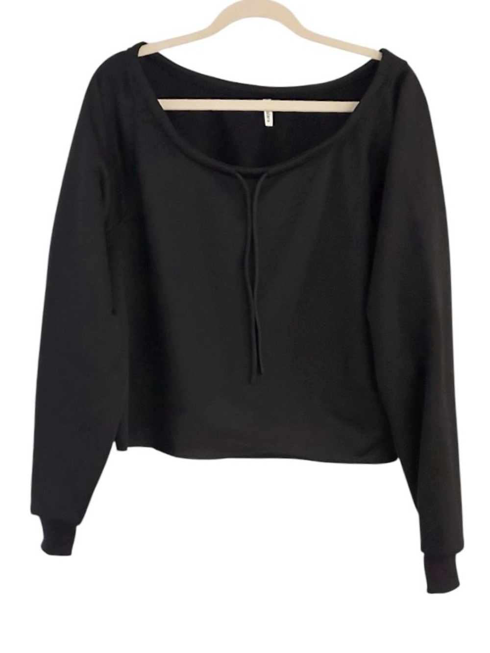 Halara Cropped Sweatshirt Size XS Black Crewneck New without tags - Picture 1 of 6
